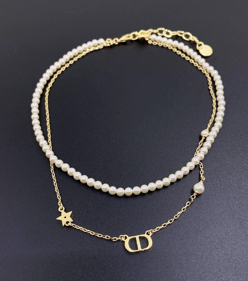 chr1st1an D10r necklaces